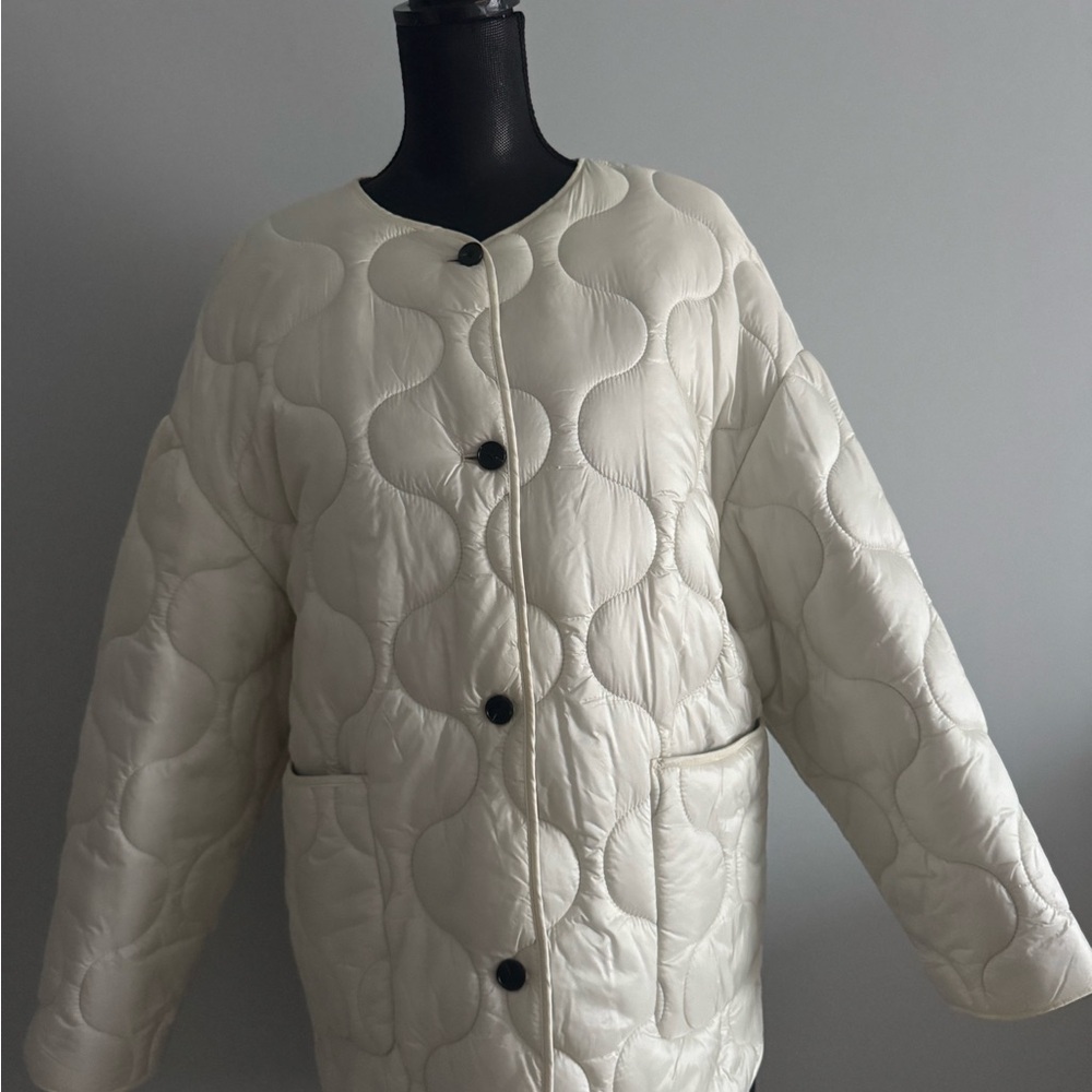 Mango Women's White Quilted Water Repwllent Jacket Size L